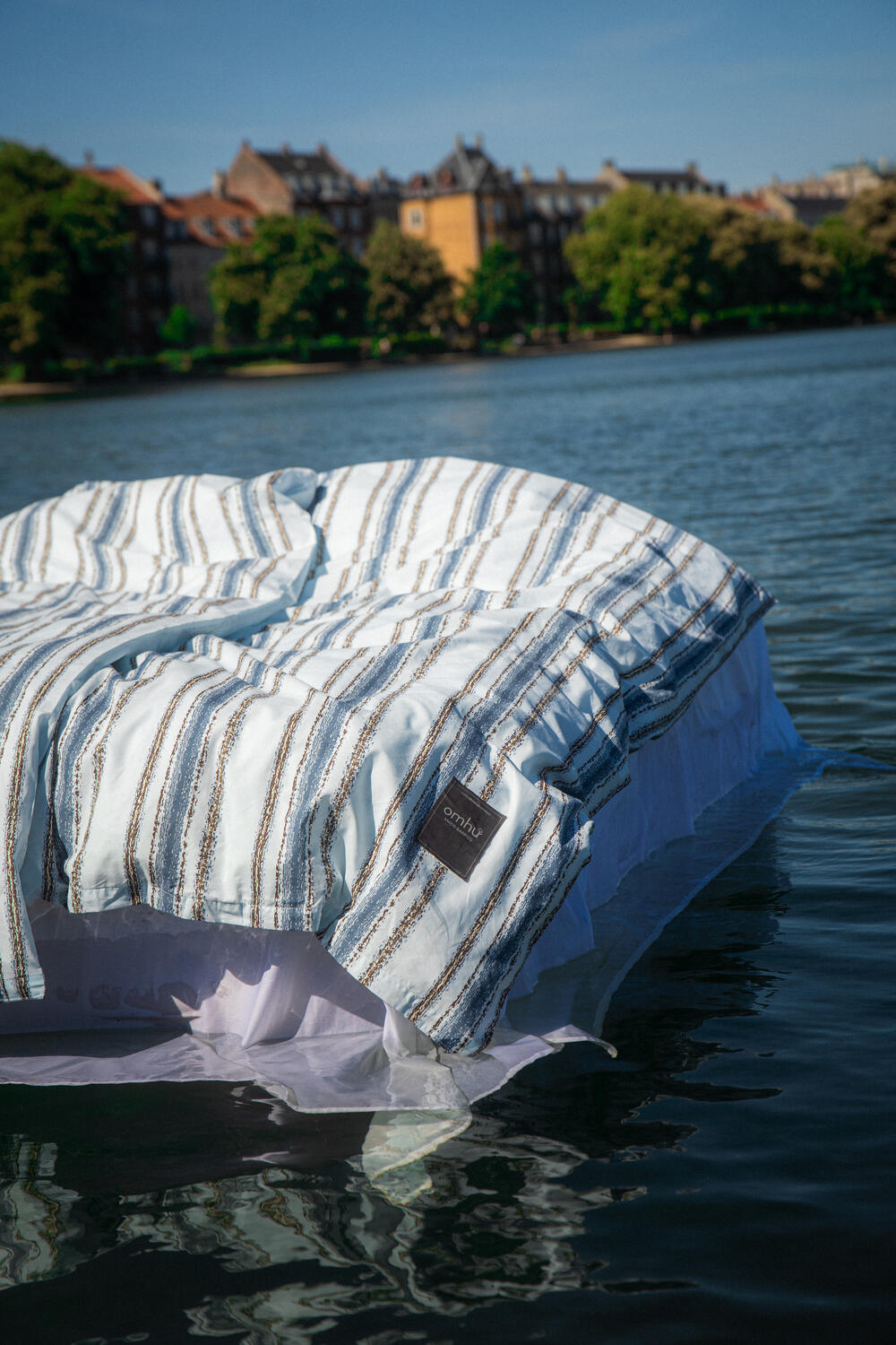 x Mads Barfod Streamline sengesæt, 140x220 cm - beige